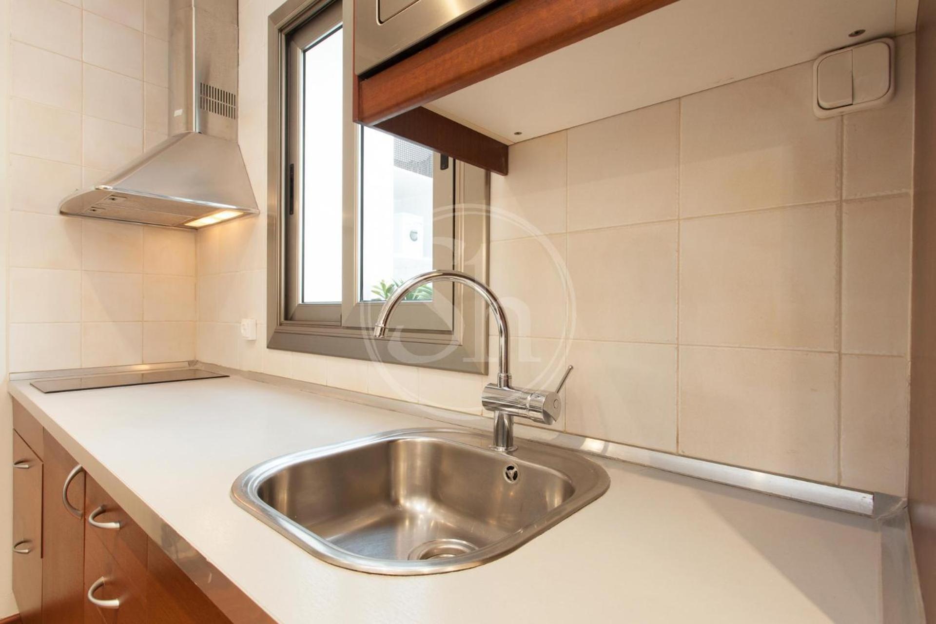 3 * Barcelona